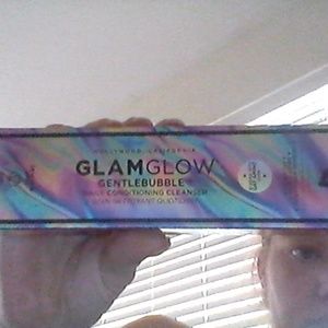 GLAMGLOW GENTLEBUBBLE CLEANSER